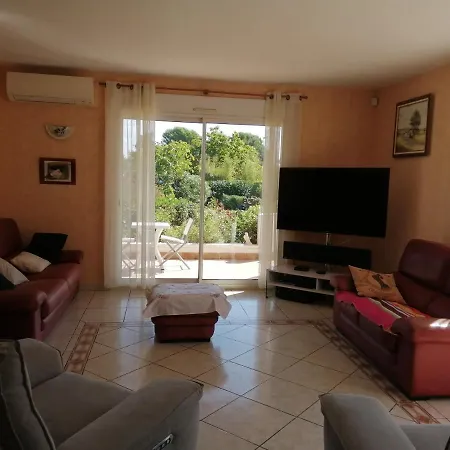 Belle Villa, 5 Chambres A 5 Min, En Voiture, De